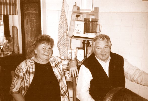 ../Images/mutter_vater_kueche.jpg